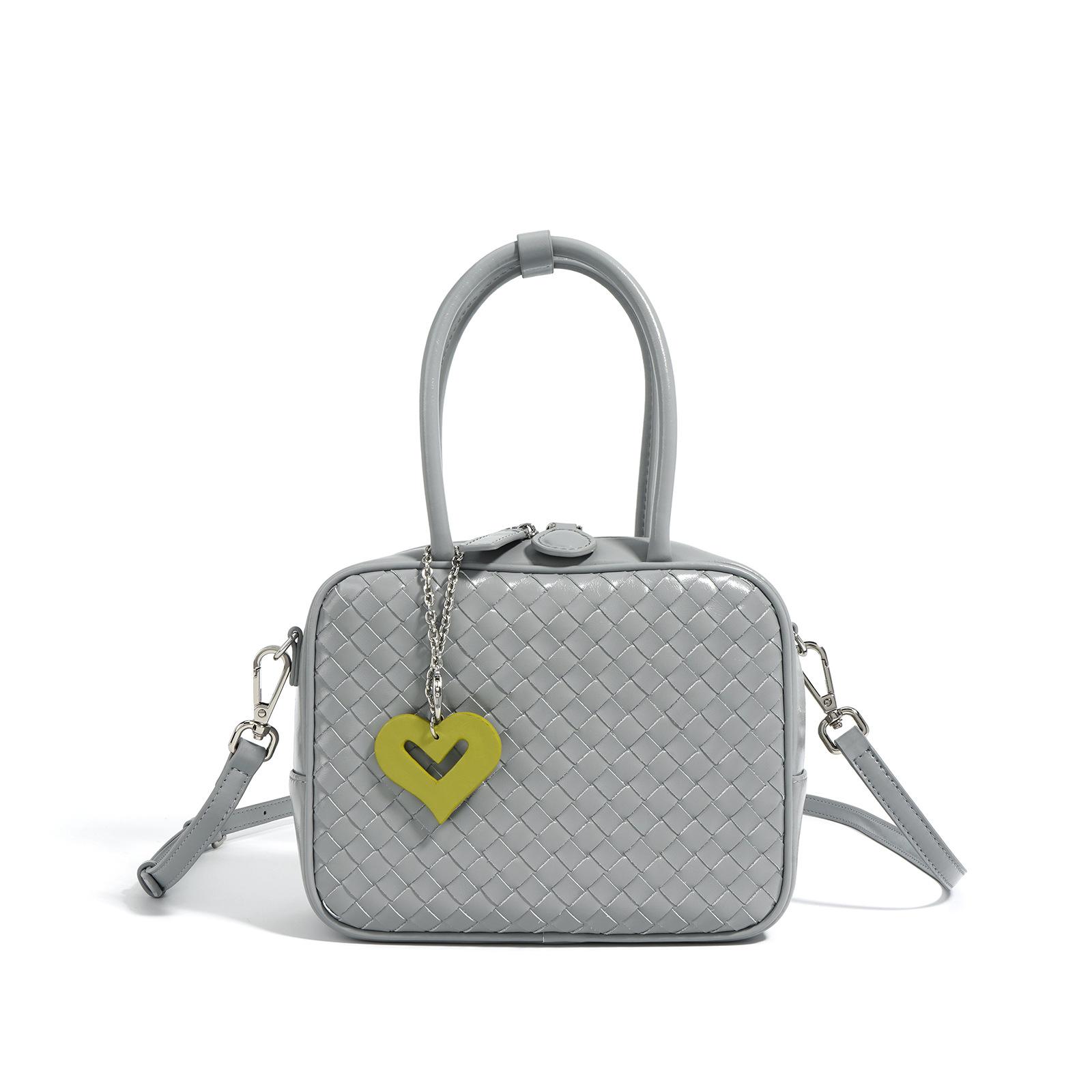 Жіноча сумка кросбоді з коров ячої шкіри, універсальна сумка на плече для поїздок на роботу, сумочка
Жіноча сумка кросбоді з коров ячої шкіри, універсальна сумка на плече для поїздок на роботу, сумочка