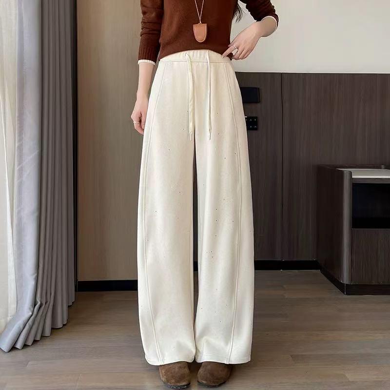 2026 Spring Solid Color Women s Elastic Waist Straight Leg Sequined Casual Pants for Middle-aged and Elderly Mothers. 3XL (for 55-65 kg) грязно-белый
2026 Spring Solid Color Women s Elastic Waist Straight Leg Sequined Casual Pants for Middle-aged and Elderly Mothers. 3XL (for 55-65 kg) грязно-белый