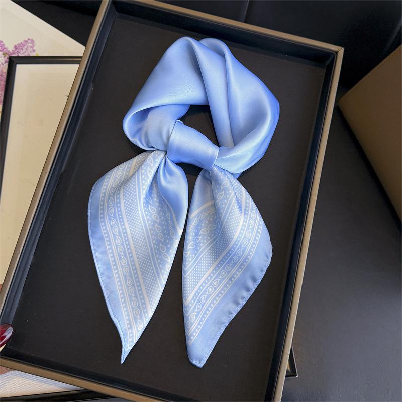 Fashion Scarf Luxury Hijab Female Turban Square Print Headscarf Shawl Wraps Neckerchief Bandana Headband Windproof Handkerchief 70x70cm
Fashion Scarf Luxury Hijab Female Turban Square Print Headscarf Shawl Wraps Neckerchief Bandana Headband Windproof Handkerchief 70x70cm
