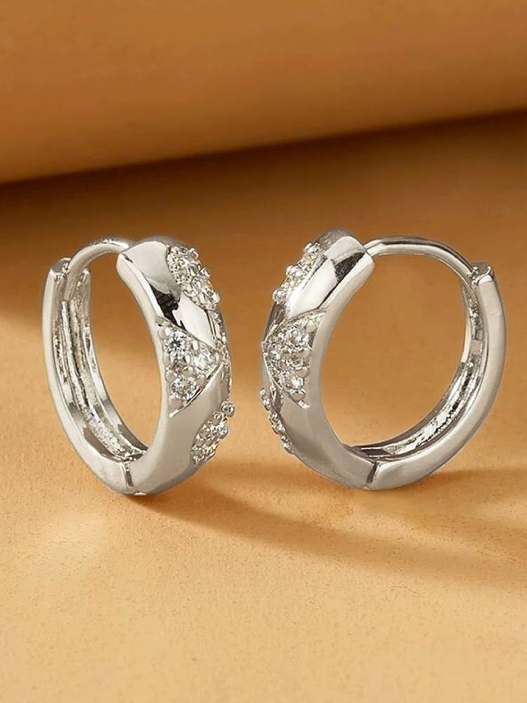 Huitan Chic Gold Color Hoop Earrings Female Exquisite Shiny Cubic Zirconia Ear Accessories Low-key Daily Wearable Party Zircon
Huitan Chic Gold Color Hoop Earrings Female Exquisite Shiny Cubic Zirconia Ear Accessories Low-key Daily Wearable Party Zircon