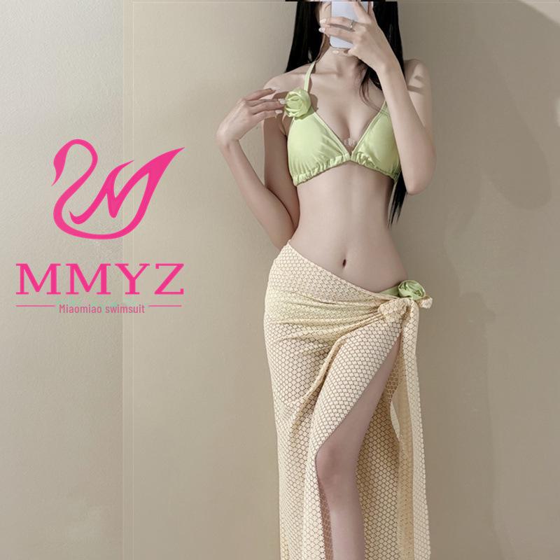 Women s Three-Piece Bikini with Long Skirt – Perfect for Beach and Island Vacations, Sexy and Stylish for Spring and Summer S for 80-100 jin
Women s Three-Piece Bikini with Long Skirt – Perfect for Beach and Island Vacations, Sexy and Stylish for Spring and Summer S for 80-100 jin