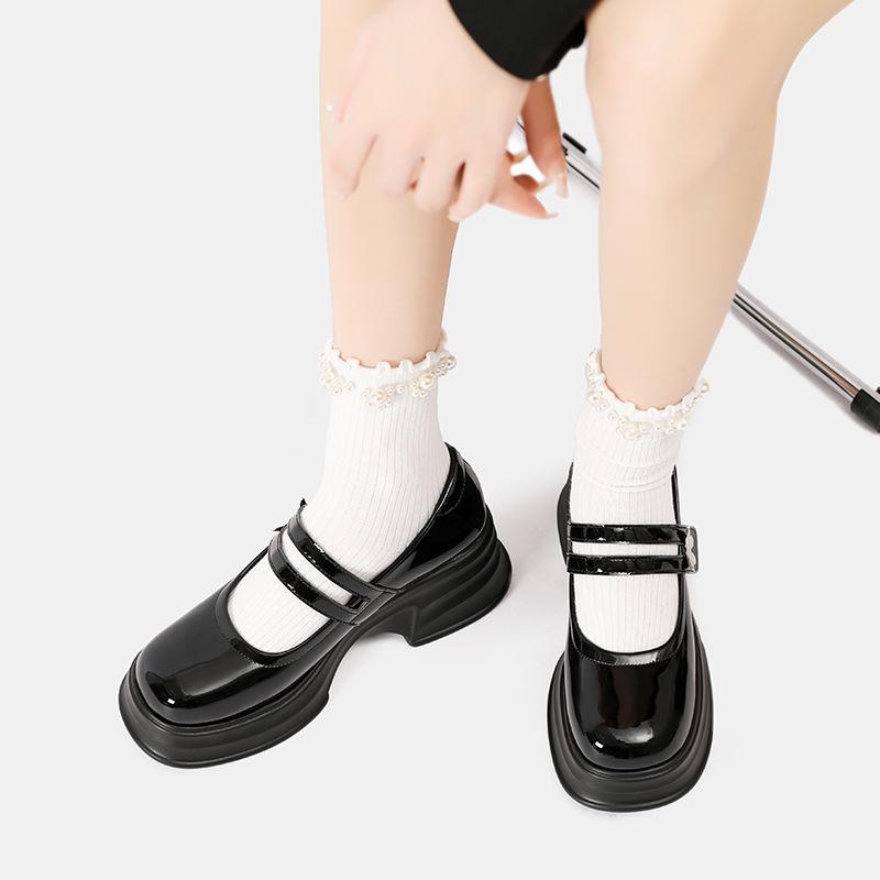 Shallow mouth Mary Jane single shoes female style student butterfly small leather shoes muffin 40 чорний
Shallow mouth Mary Jane single shoes female style student butterfly small leather shoes muffin 40 чорний