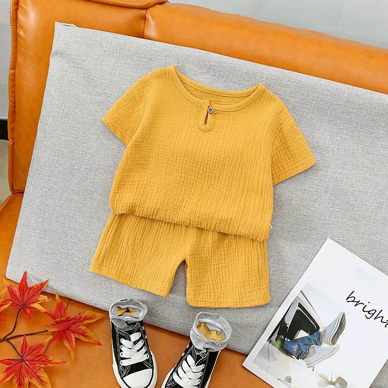 Детские летние костюмы, шорты с короткими рукавами для мальчиков и девочек, повседневная дышащая свободная и удобная детская одежда из двух частей, впитывающая пот 80 жёлтый
Детские летние костюмы, шорты с короткими рукавами для мальчиков и девочек, повседневная дышащая свободная и удобная детская одежда из двух частей, впитывающая пот 80 жёлтый