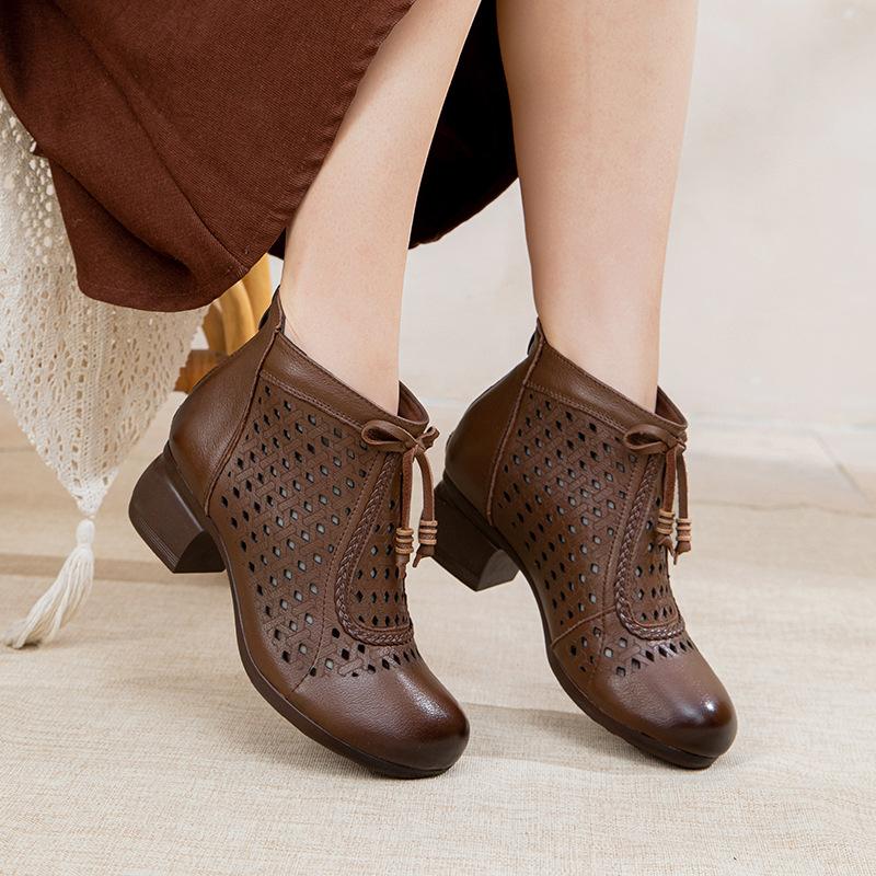 First layer cowhide summer new women s sandals retro hollow thick high heel rear zipper hole high top cool boots 41 темно-коричневого кольору
First layer cowhide summer new women s sandals retro hollow thick high heel rear zipper hole high top cool boots 41 темно-коричневого кольору