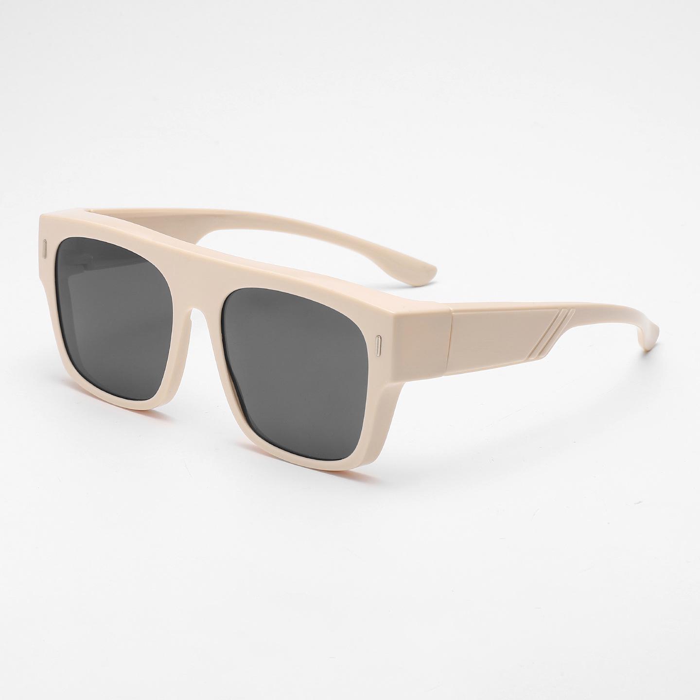 2025 HD Polarized UV400 Sunglasses for Men & Women - Anti-Ultraviolet Driving Glasses
2025 HD Polarized UV400 Sunglasses for Men & Women - Anti-Ultraviolet Driving Glasses