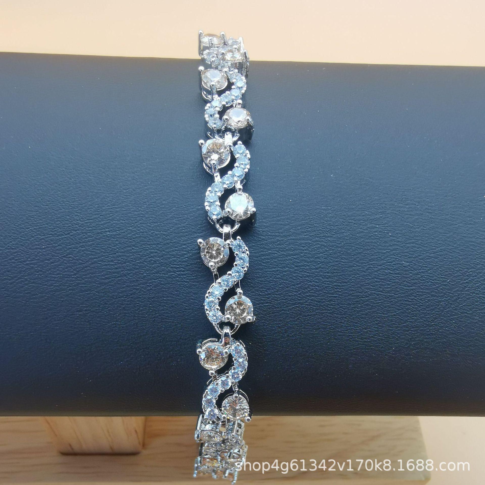 2026 Zircon S Shape Bracelet Platinum Plated Crystal Ladies Multi-Color Jewelry Accessories 18CM шампанського
2026 Zircon S Shape Bracelet Platinum Plated Crystal Ladies Multi-Color Jewelry Accessories 18CM шампанського