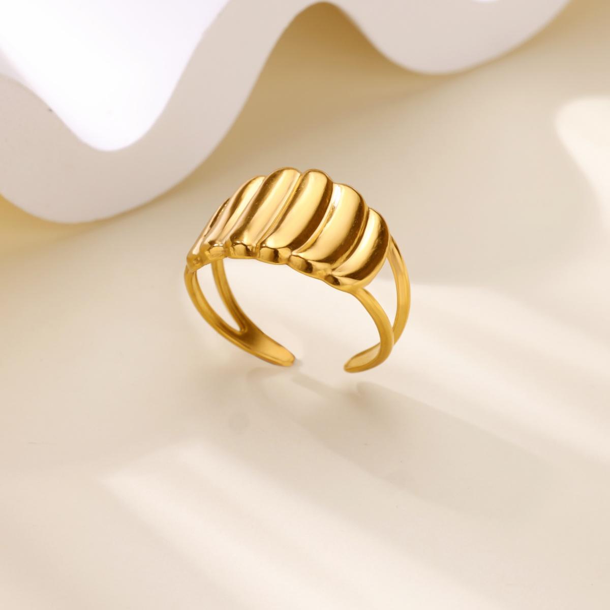 Gold Color Stainless Steel Delicate Flower Rings for Women Fashionable Elegant Versatile Wide Finger Ring Daily wear Jewelry 7
Gold Color Stainless Steel Delicate Flower Rings for Women Fashionable Elegant Versatile Wide Finger Ring Daily wear Jewelry 7