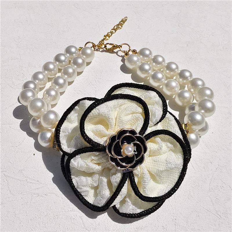 ins French Xiaoxiangfeng Pet Bow Double Pearl Necklace Cat Dog Beaded Collar Neck Circle Collar XL 35-40CM білий
ins French Xiaoxiangfeng Pet Bow Double Pearl Necklace Cat Dog Beaded Collar Neck Circle Collar XL 35-40CM білий