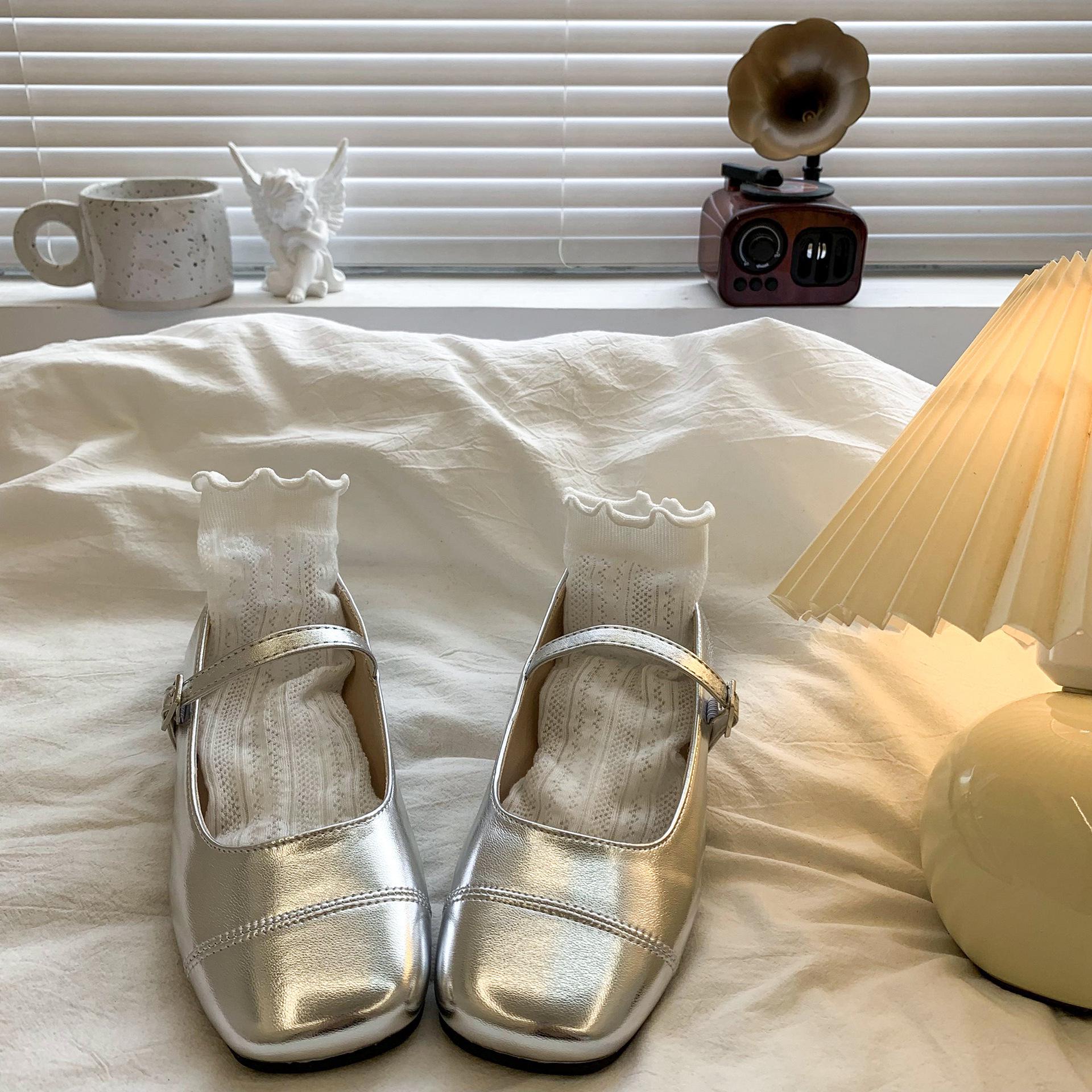 Silver Square Toe Mary Jane Flats - Women s 2025 French Style Leather Shoes for Summer. 35 срібний
Silver Square Toe Mary Jane Flats - Women s 2025 French Style Leather Shoes for Summer. 35 срібний