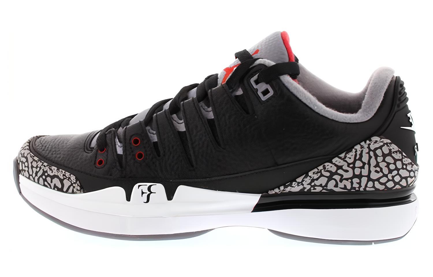 Nike Zoom Vapor AJ3 Black Cement 709998-010 42
Nike Zoom Vapor AJ3 Black Cement 709998-010 42