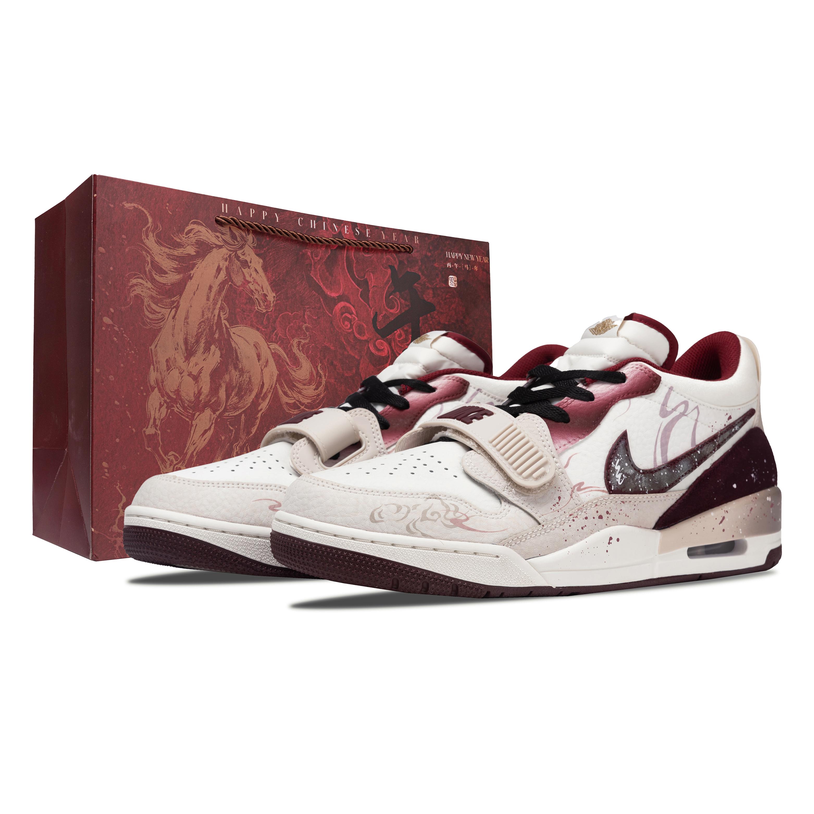 Jordan Legacy 312 Leaping Ahead Abrasion Resistant Low top Vintage Basketball Shoes Men s Beige Red IB4712-161(Team73--) 40.5
Jordan Legacy 312 Leaping Ahead Abrasion Resistant Low top Vintage Basketball Shoes Men s Beige Red IB4712-161(Team73--) 40.5
