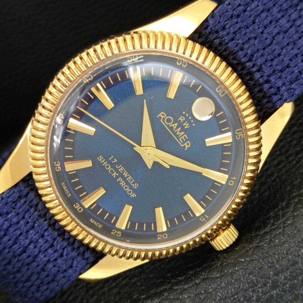 REFURBISHED VINTAGE HAND-WINDING SWISS MENS BLUE COLOR DIAL WATCH a707412-1
REFURBISHED VINTAGE HAND-WINDING SWISS MENS BLUE COLOR DIAL WATCH a707412-1