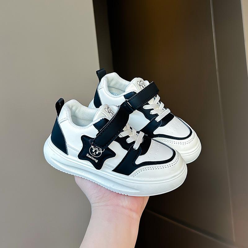 Весенне-осенняя повседневная студенческая обувь в корейском стиле, модная спортивная обувь, белые, фиолетовые, со звездами и мультяшным узором, маленькие белые туфли 37 чёрный