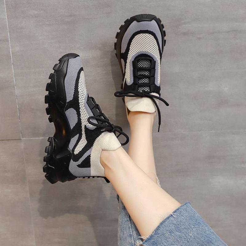Flying woven shoes women s 2025 summer new breathable fashion lace-up single shoes muffin platform casual sports dad shoes 40 чорний
Flying woven shoes women s 2025 summer new breathable fashion lace-up single shoes muffin platform casual sports dad shoes 40 чорний