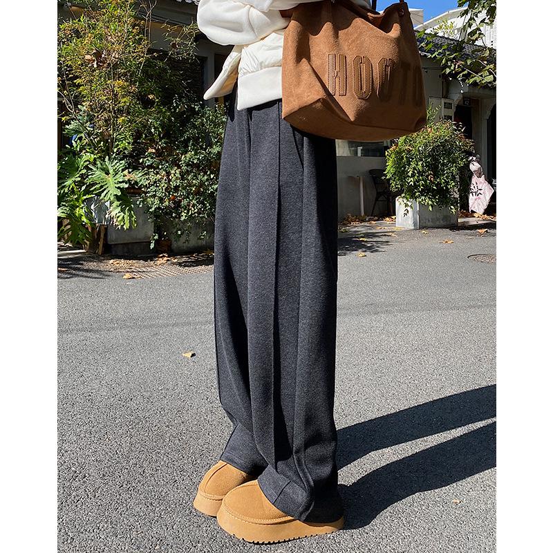 Women s White Woolen Wide-Leg Pants - Autumn/Winter Slim Fit Drape Style M
Women s White Woolen Wide-Leg Pants - Autumn/Winter Slim Fit Drape Style M
