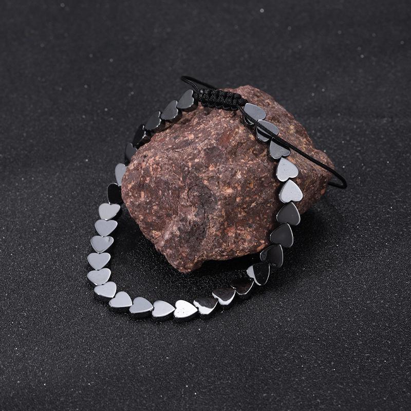 Геометричний плетений браслет з магнітного каменю чорного гематиту - Регульований та стильний
Геометричний плетений браслет з магнітного каменю чорного гематиту - Регульований та стильний