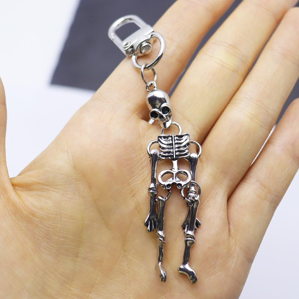 Halloween Skull Pendant Keychain - Creative and Funny Fashion Accessory срібний
Halloween Skull Pendant Keychain - Creative and Funny Fashion Accessory срібний