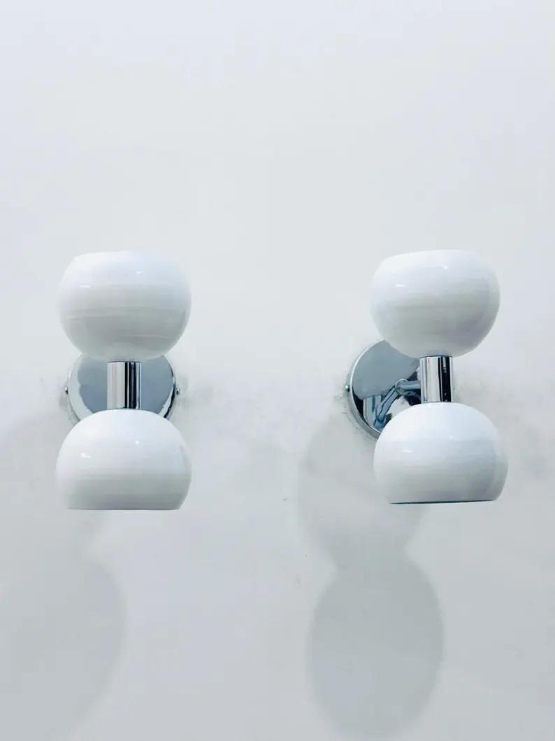 Mid Century Italian Stilnovo Diabolo Wall Sconce Light Pair білий
Mid Century Italian Stilnovo Diabolo Wall Sconce Light Pair білий
