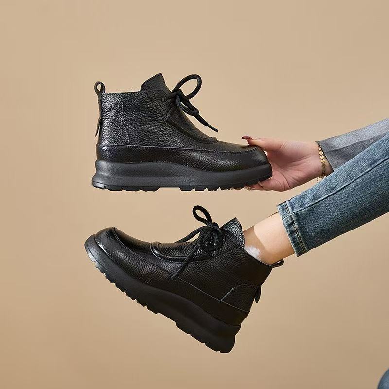 Женские короткие ботинки на платформе из мягкой кожи, новая коллекция осень-зима 2025, универсальные, с интегрированным флисом, утолщенные кожаные зимние ботинки 40
Женские короткие ботинки на платформе из мягкой кожи, новая коллекция осень-зима 2025, универсальные, с интегрированным флисом, утолщенные кожаные зимние ботинки 40