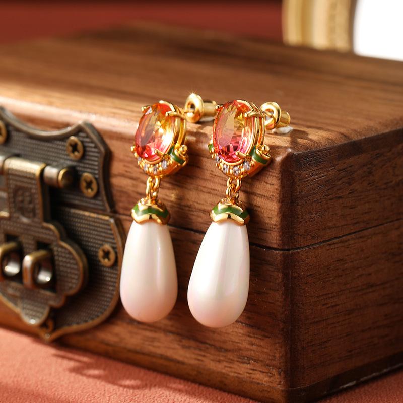 Jewelry Retro Earrings Fashion Geometry Long Simulation Pearl Women s Light Luxury Earrings Tassel Water Droplets Design
Jewelry Retro Earrings Fashion Geometry Long Simulation Pearl Women s Light Luxury Earrings Tassel Water Droplets Design