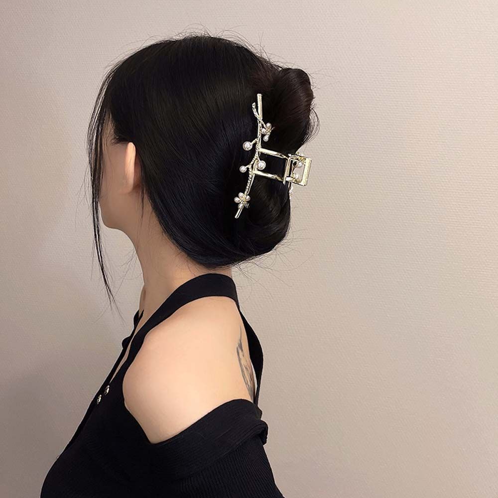 All-match Geometric Catch Clip Female Hair Accessories Korean Style Hair Clip Metal Hair Claw
All-match Geometric Catch Clip Female Hair Accessories Korean Style Hair Clip Metal Hair Claw