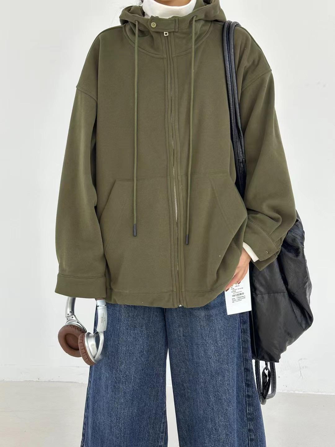 Зимняя флисовая куртка-худи большого размера в корейском стиле One Size
Зимняя флисовая куртка-худи большого размера в корейском стиле One Size