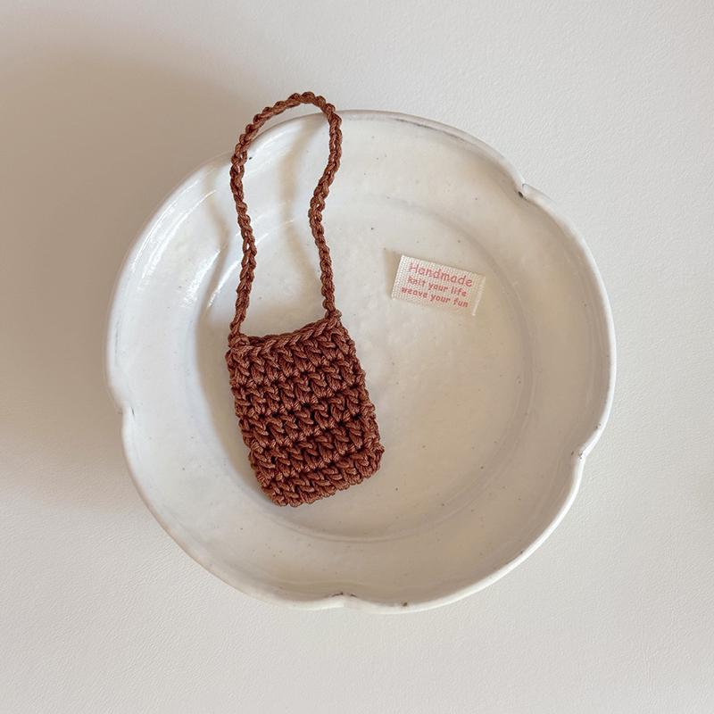 Hand-Crocheted Flower Bag For 15/17Cm Doll Dollhouse Kids Toys Doll Satchel Baby Clothes Cute Doll Accessories кофейный
Hand-Crocheted Flower Bag For 15/17Cm Doll Dollhouse Kids Toys Doll Satchel Baby Clothes Cute Doll Accessories кофейный