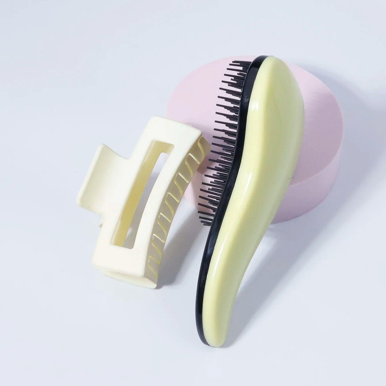 2-piece hair brush clip set with Hair slip through brush and Strong Hold jaw clips,Special for real hair wigs
2-piece hair brush clip set with Hair slip through brush and Strong Hold jaw clips,Special for real hair wigs