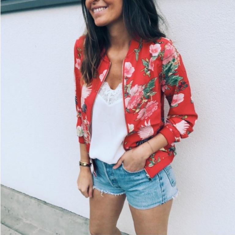 Женская повседневная осенняя куртка с цветочным принтом, легкая короткая куртка-бомбер на молнии, зимняя верхняя одежда, пальто больших размеров S-5XL 5XL
Женская повседневная осенняя куртка с цветочным принтом, легкая короткая куртка-бомбер на молнии, зимняя верхняя одежда, пальто больших размеров S-5XL 5XL