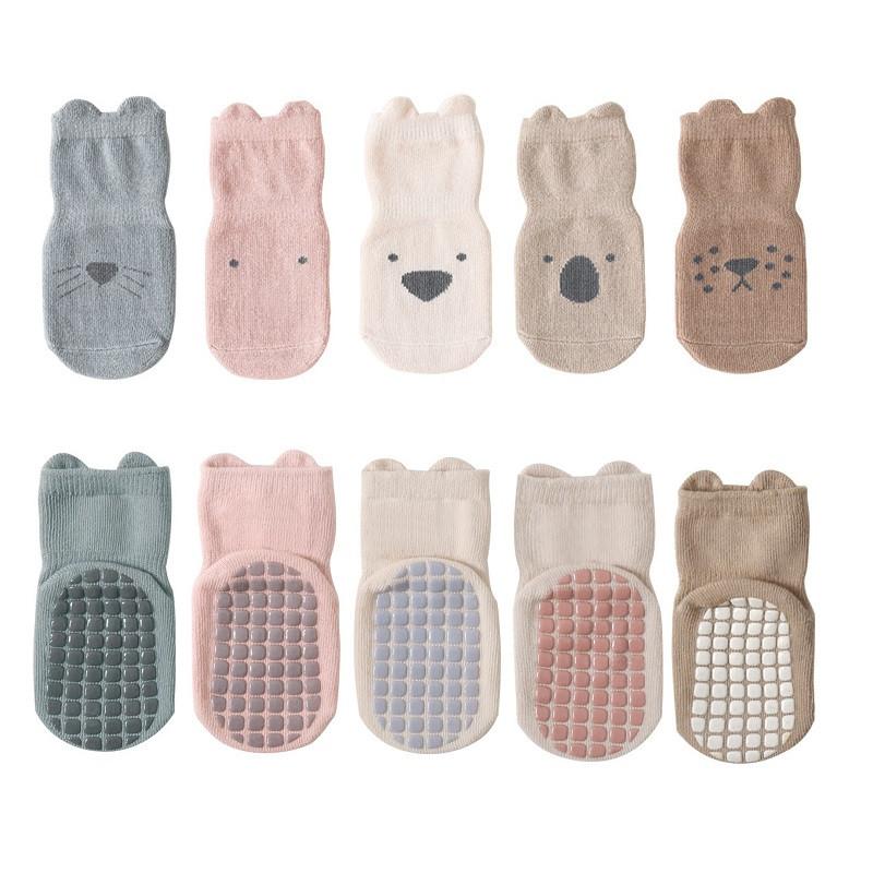 Lawadka Spring Autumn Baby Boy Girls Socks With Rubber Cotton Cartoon Floor Anti-Slip Sport Children Boat Socks For Boys 0-5Year 0-1Years(S)
Lawadka Spring Autumn Baby Boy Girls Socks With Rubber Cotton Cartoon Floor Anti-Slip Sport Children Boat Socks For Boys 0-5Year 0-1Years(S)