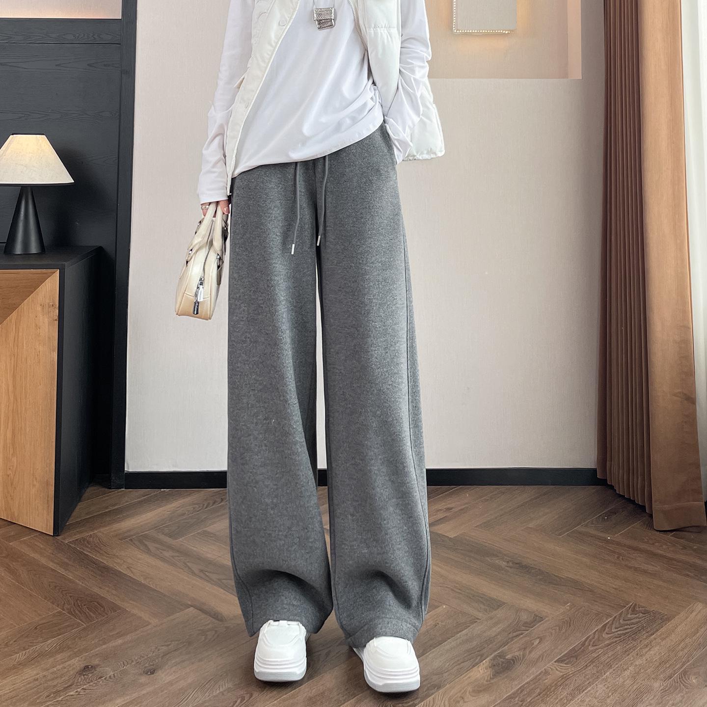 Women s High Waist Velvet Crooked Leg Pants - Winter 2026 Slimming Straight Loose Casual 3897. L
Women s High Waist Velvet Crooked Leg Pants - Winter 2026 Slimming Straight Loose Casual 3897. L