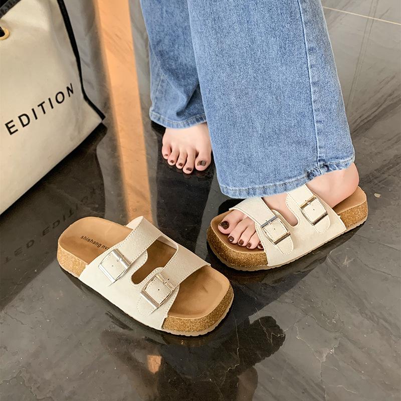 Thick-soled large-size sandals women s shoes are worn outside, summer new one-word drag, summer casual fashion lazy sandals 35
Thick-soled large-size sandals women s shoes are worn outside, summer new one-word drag, summer casual fashion lazy sandals 35