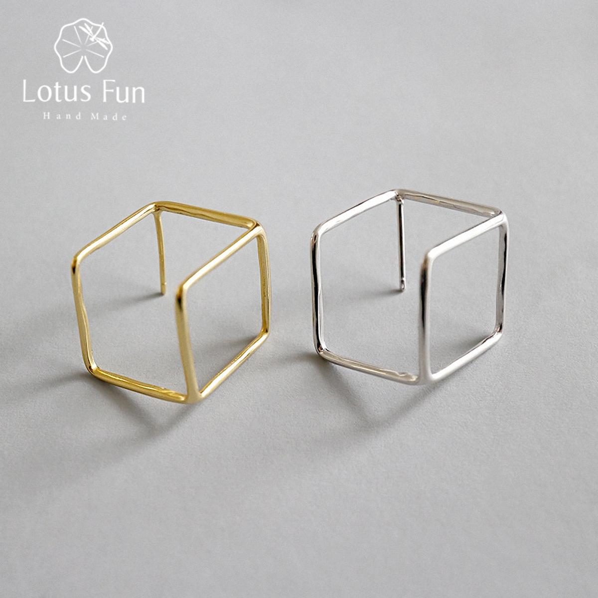 Lotus Fun Простой Стерео Холлоу площади Серьги Геометрия Серьги для женщин изобразительных ювелирных изделий
Lotus Fun Простой Стерео Холлоу площади Серьги Геометрия Серьги для женщин изобразительных ювелирных изделий