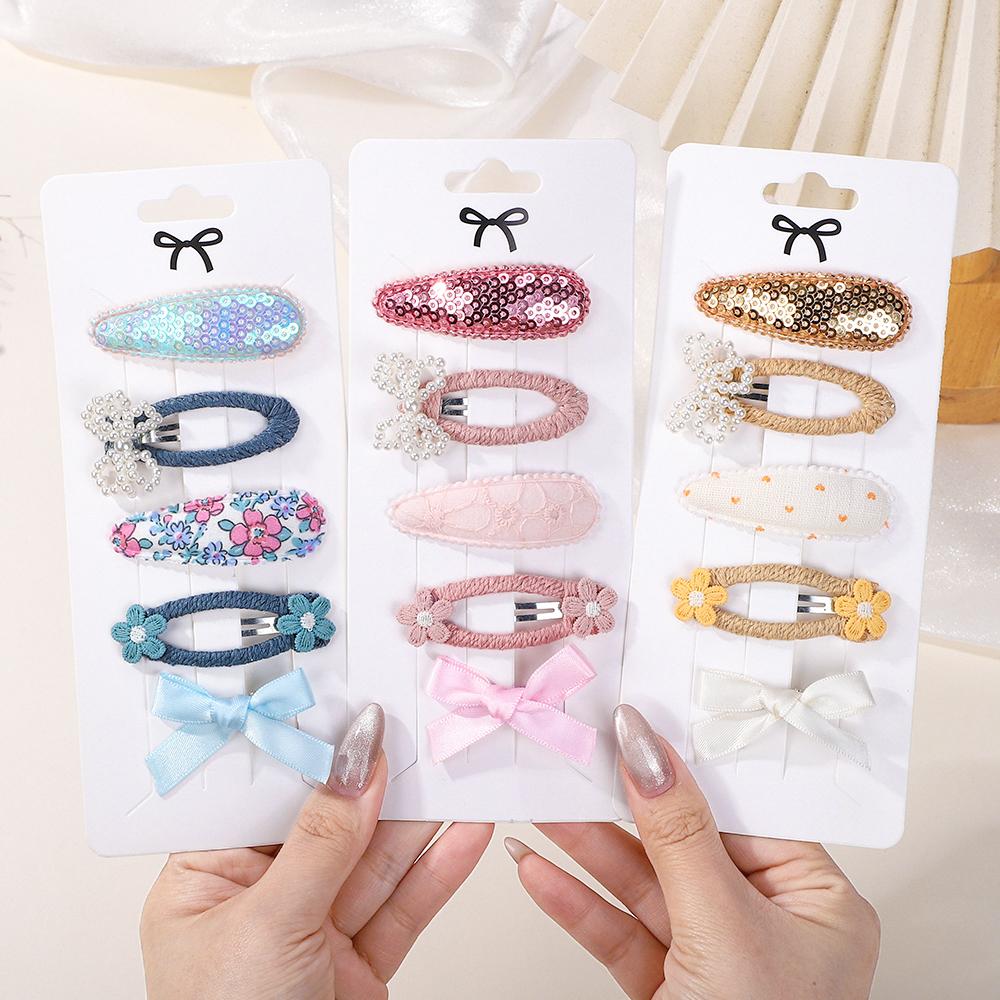BABY BOWS 5Pcs Sweet Sequin BB Hairclip Embroidered Pearl Handmade Hairgripes for Girls Hair Accessories Ribbon Barrette Set
BABY BOWS 5Pcs Sweet Sequin BB Hairclip Embroidered Pearl Handmade Hairgripes for Girls Hair Accessories Ribbon Barrette Set