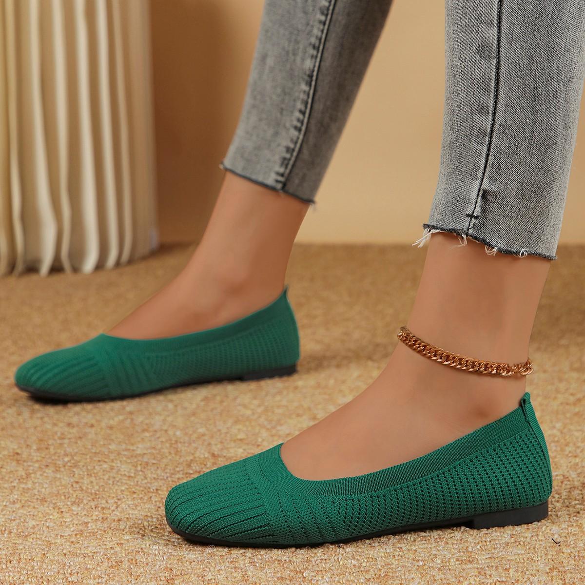 Autumn new large size flat bottom shallow mouth foot set knitted single shoes Doudou shoes 36 чёрный
Autumn new large size flat bottom shallow mouth foot set knitted single shoes Doudou shoes 36 чёрный