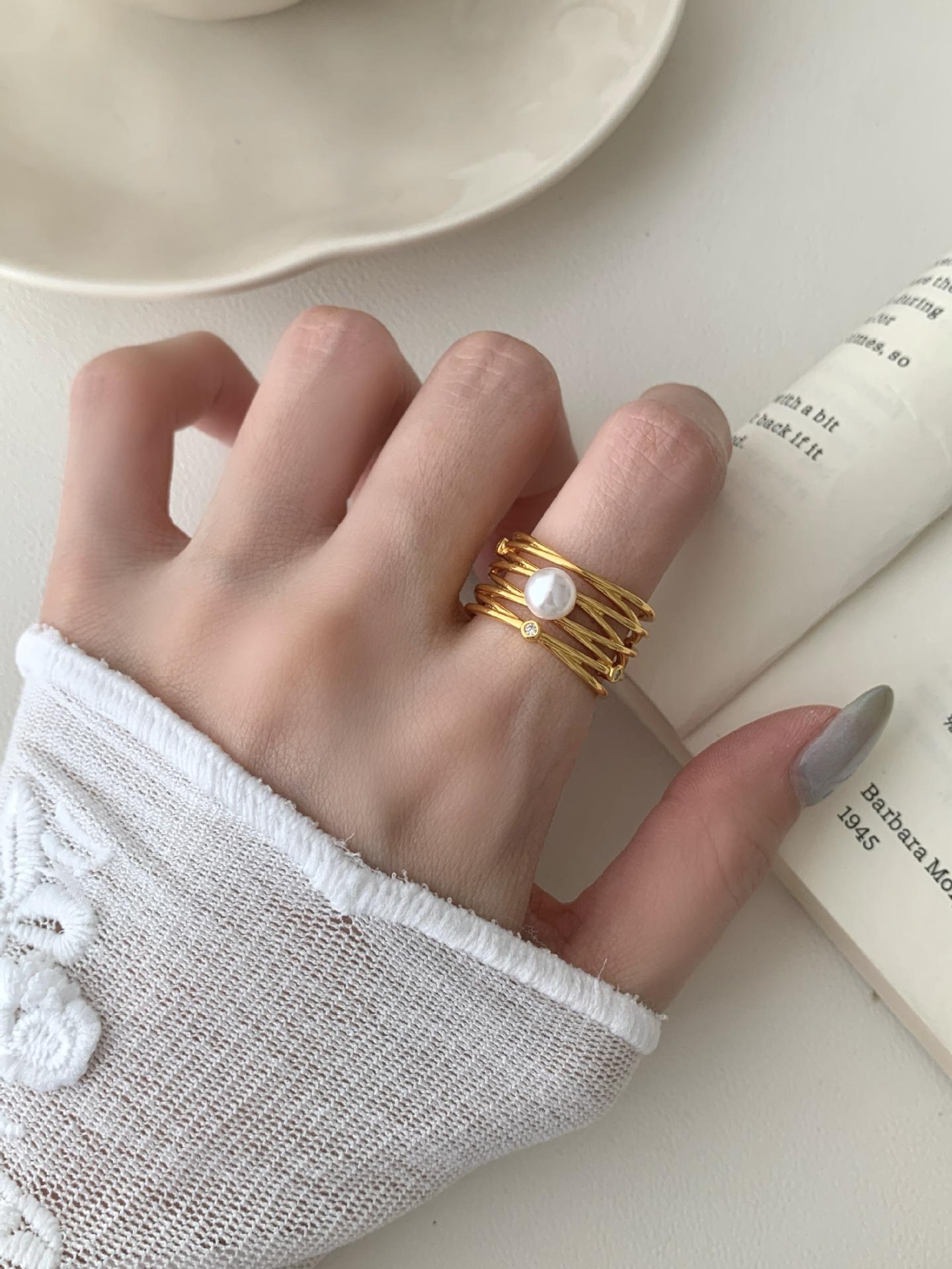 PANJBJ 925 Sterling Silver Pearl Zircon Ring for WomenMulti Layer Hollow Out Wide Design Punk Versatile Jewelry Gift Dropship
PANJBJ 925 Sterling Silver Pearl Zircon Ring for WomenMulti Layer Hollow Out Wide Design Punk Versatile Jewelry Gift Dropship