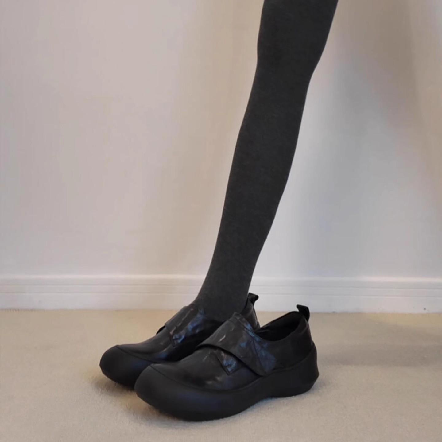 Sheepskin version~ French commuter round head thick sole small leather shoes femininity black loafers deep mouth soft sole single shoes 40 чёрный
Sheepskin version~ French commuter round head thick sole small leather shoes femininity black loafers deep mouth soft sole single shoes 40 чёрный