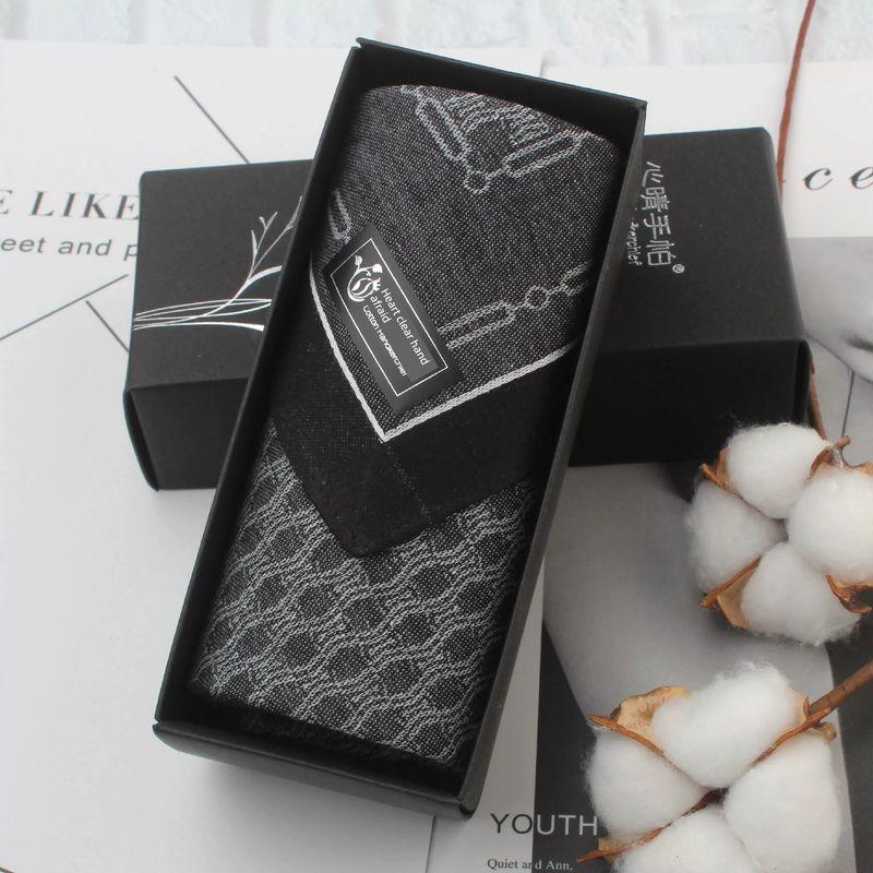 (Яши) Мужской носовой платок из чистого хлопка, старомодный носовой платок, квадратное полотенце, летний мягкий влагопоглощающий подарочная коробка, горячий Yashi: single gift box Black
(Яши) Мужской носовой платок из чистого хлопка, старомодный носовой платок, квадратное полотенце, летний мягкий влагопоглощающий подарочная коробка, горячий Yashi: single gift box Black
