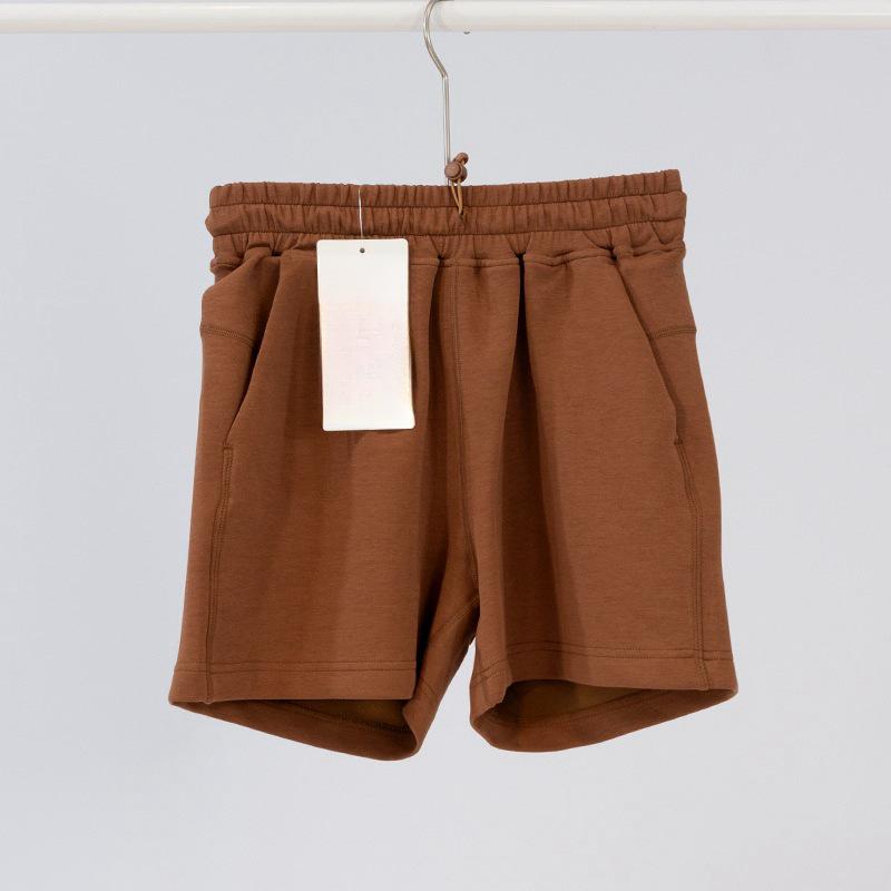 Женские шорты Lulu Yoga Wear с высокой талией и 4 точками - Мягкие, дышащие, свободного кроя, однотонные с этикеткой M (100-110 lbs)
Женские шорты Lulu Yoga Wear с высокой талией и 4 точками - Мягкие, дышащие, свободного кроя, однотонные с этикеткой M (100-110 lbs)