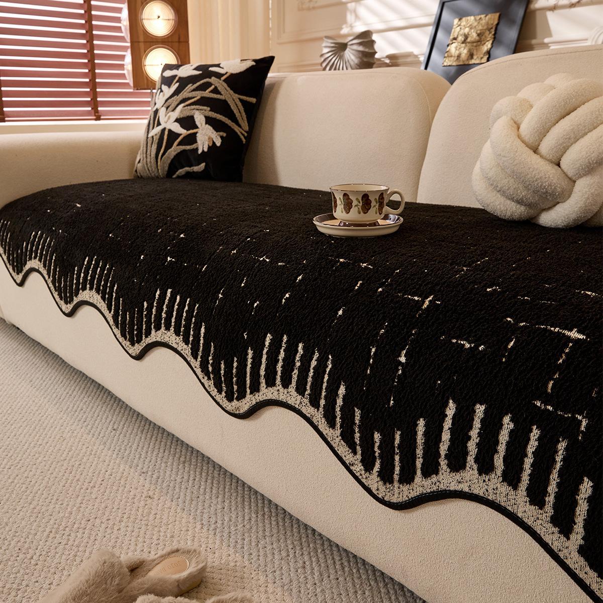 Creative Sofa Cushion Plush Thickened Non-Slip Autumn And Winter New High-End Irregular Straight Row Seat Cushion Cover Cloth 70*70cm
Creative Sofa Cushion Plush Thickened Non-Slip Autumn And Winter New High-End Irregular Straight Row Seat Cushion Cover Cloth 70*70cm
