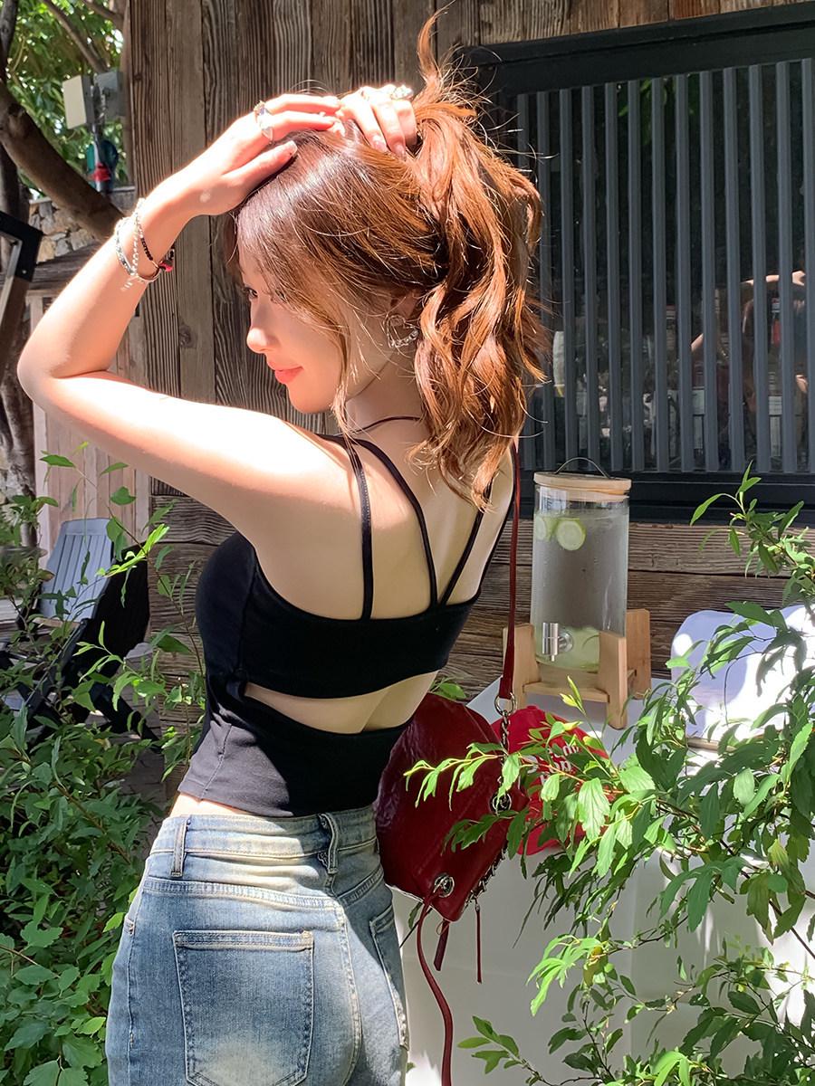 Women s Blue Spaghetti Strap Tank Top with Chest Pads - Summer Beach Outfit with Integrated Bra L: 105-115 jin
Women s Blue Spaghetti Strap Tank Top with Chest Pads - Summer Beach Outfit with Integrated Bra L: 105-115 jin