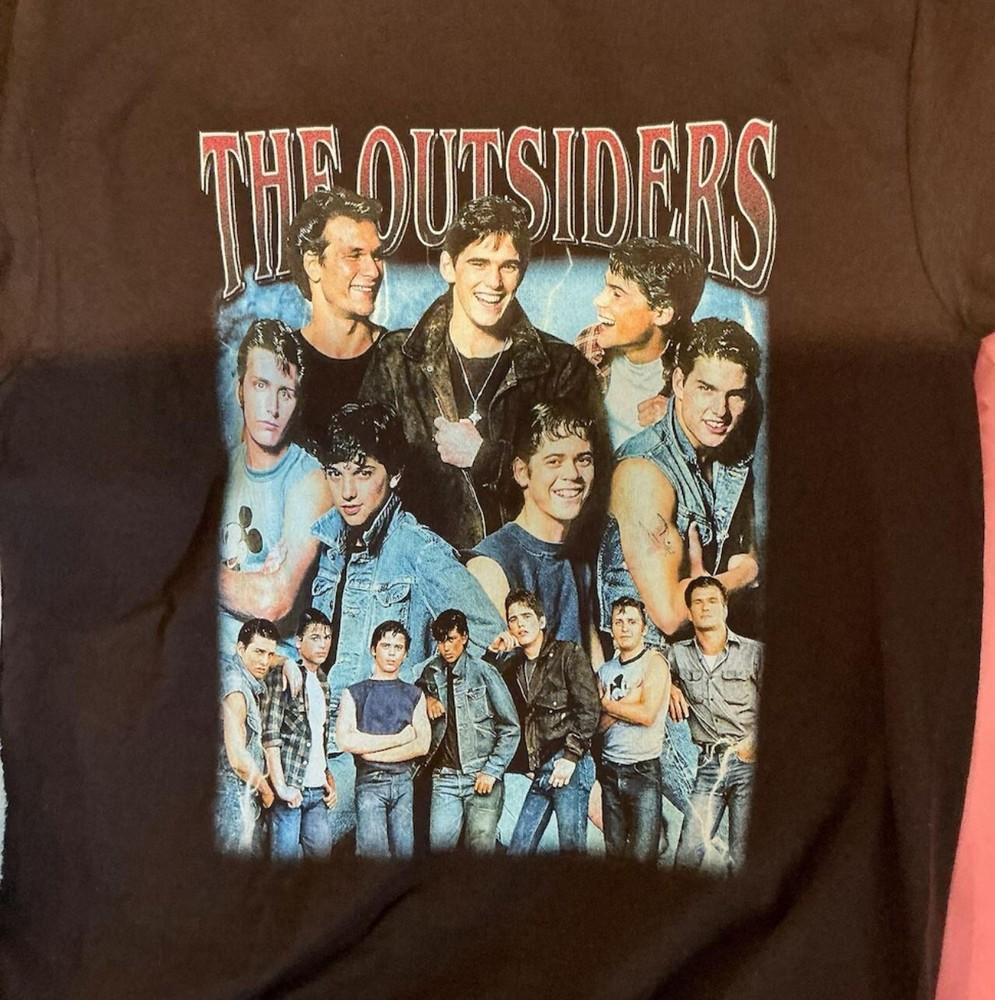 Limited The Outsiders Vintage Shirt Gift for Woman anda Man T Shirt Unisex T-Shirt S
Limited The Outsiders Vintage Shirt Gift for Woman anda Man T Shirt Unisex T-Shirt S