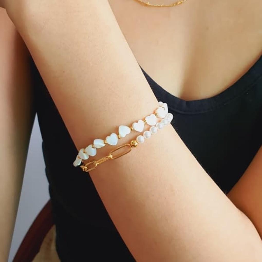 Women s 925 Silver 16K Plated Half Heart Layered Bracelet Gold Type A (Metal) (+3000)
Women s 925 Silver 16K Plated Half Heart Layered Bracelet Gold Type A (Metal) (+3000)