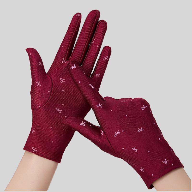 Summer Cooling Sun Protection Gloves Lightweight Breathable Fabric UV Resistant Full Finger Gloves for Outdoor Activities Driving Gardening One Size
Summer Cooling Sun Protection Gloves Lightweight Breathable Fabric UV Resistant Full Finger Gloves for Outdoor Activities Driving Gardening One Size