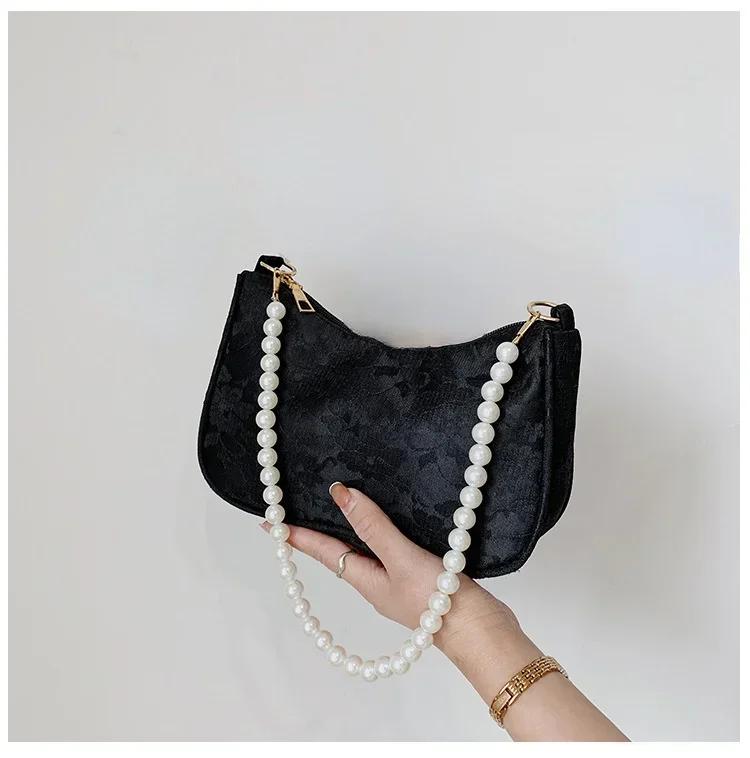 1Pcs Female Storage Travel Bag Shoulder Bags Vintage Women Bag Lace Flower Solid Color Pearl Chain Shoulder Underarm Handbag чорний
1Pcs Female Storage Travel Bag Shoulder Bags Vintage Women Bag Lace Flower Solid Color Pearl Chain Shoulder Underarm Handbag чорний