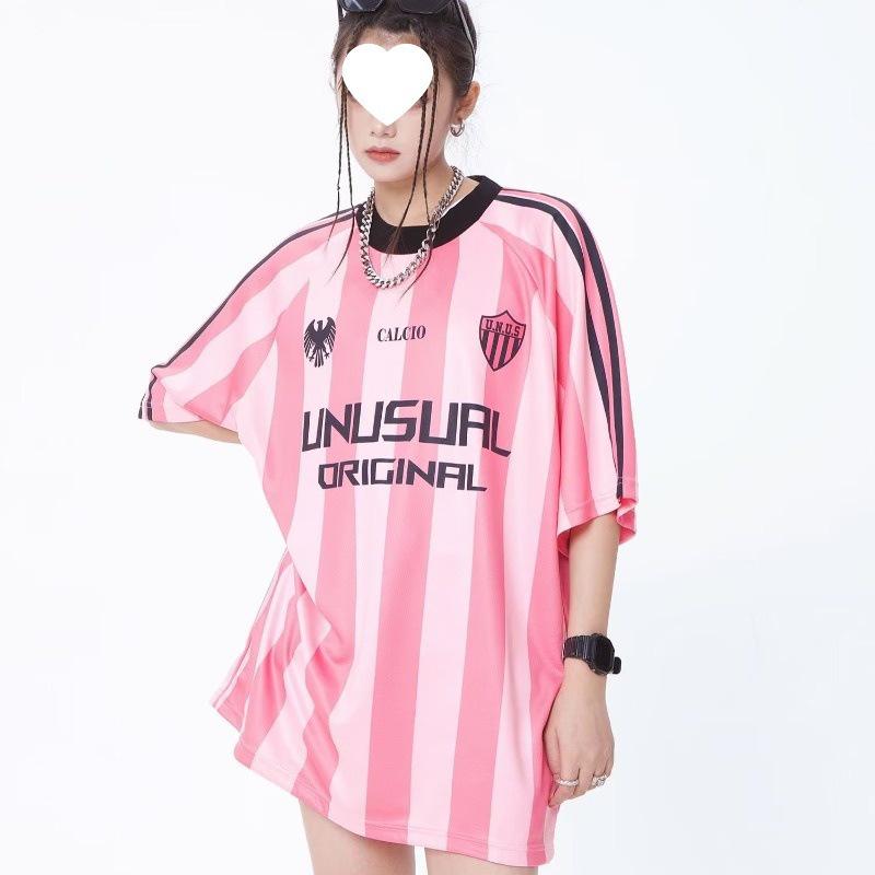 Summer Retro Short-Sleeve Ice Silk T-Shirts for Men & Women - American High Street Trend M
Summer Retro Short-Sleeve Ice Silk T-Shirts for Men & Women - American High Street Trend M