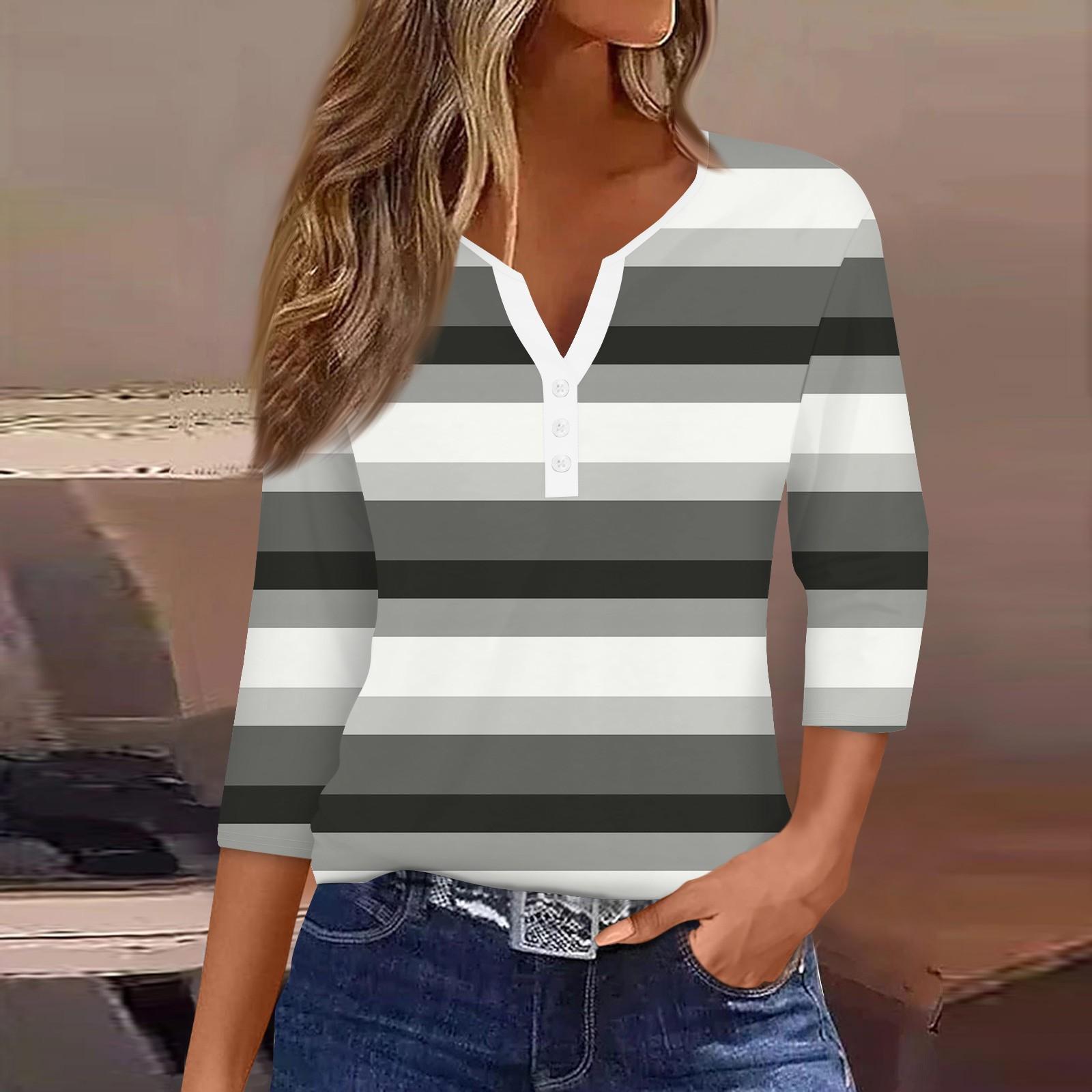 Жен. Футболка Футболка С принтом Пуговицы Рукав 3/4 Повседневные Выходные Мода Классический Классический V-образный вырез Обычный Верх S
Жен. Футболка Футболка С принтом Пуговицы Рукав 3/4 Повседневные Выходные Мода Классический Классический V-образный вырез Обычный Верх S