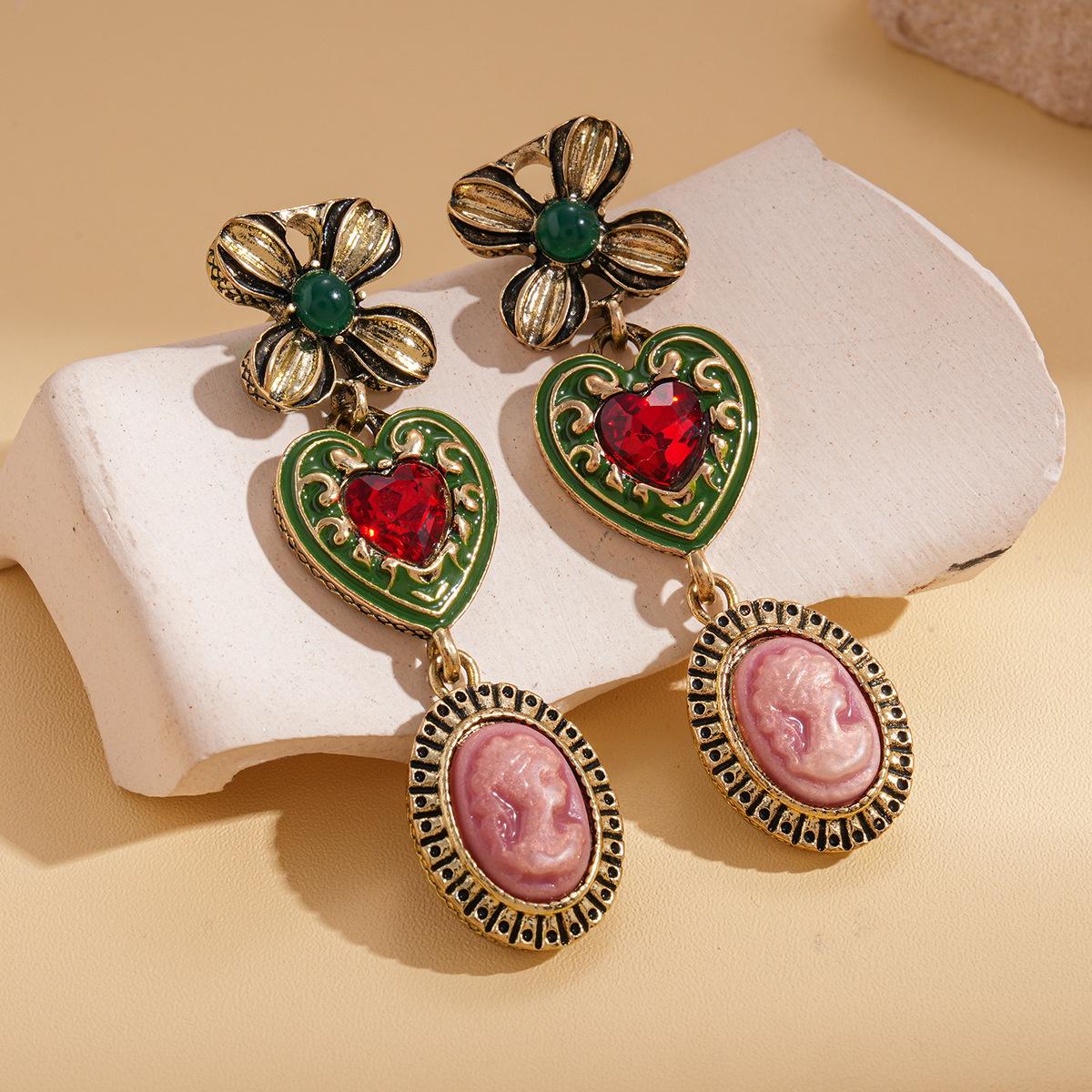 Flower Embossed Portrait Dangle Earrings Women Vintage Jewelry Accessories
Flower Embossed Portrait Dangle Earrings Women Vintage Jewelry Accessories