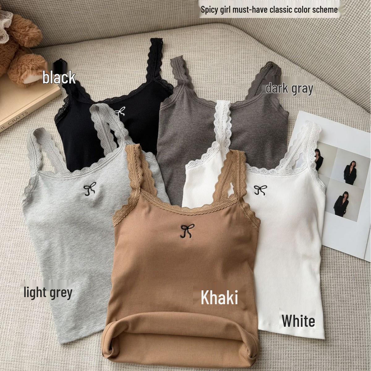 New Spicy Girl Lace Trim Camisole with Chest Pads and Bowknot - Slimming Base Tank Top for Women One size (40-65 kg) білий
New Spicy Girl Lace Trim Camisole with Chest Pads and Bowknot - Slimming Base Tank Top for Women One size (40-65 kg) білий