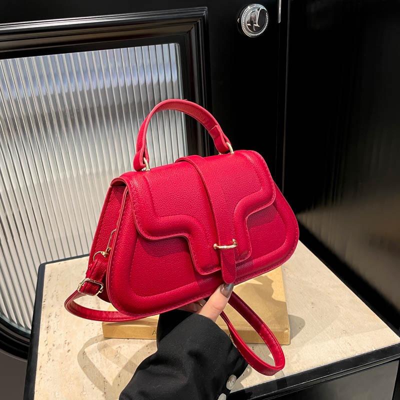 Belt decoration summer new fashion trend fashion simple casual trend crossbody shoulder handbag bag червоний
Belt decoration summer new fashion trend fashion simple casual trend crossbody shoulder handbag bag червоний